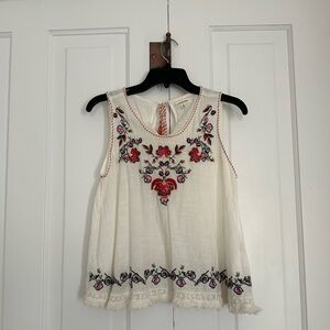 Embroidered White Cotton Sleeveless Blouse • Size Small • Boho • Cottagecore